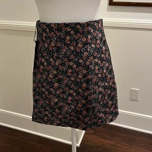 Zara skirt. Brand new. Size small